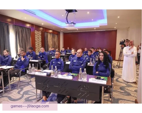 FIFA世界杯裁判研讨会在多哈闭幕聚焦半自动越位实操